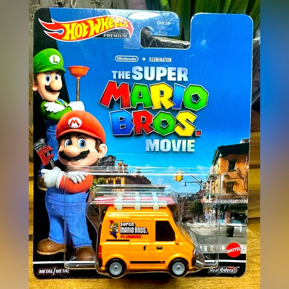 2023 SUPER MARIO BROS. PLUMBER VAN HOT WHEELS PREMIUM NINTENDO + ILLUMINATION
